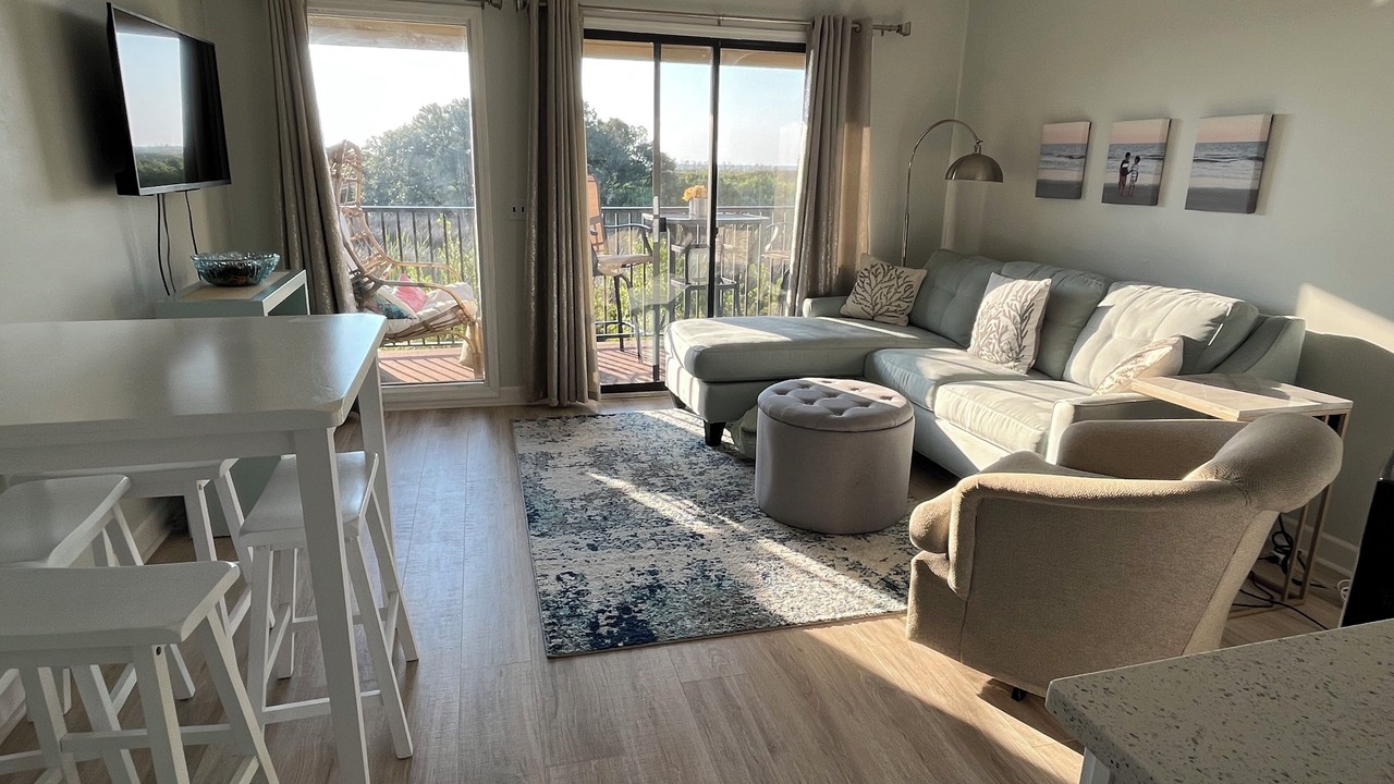 Photo of Livingroom in Folly Field
