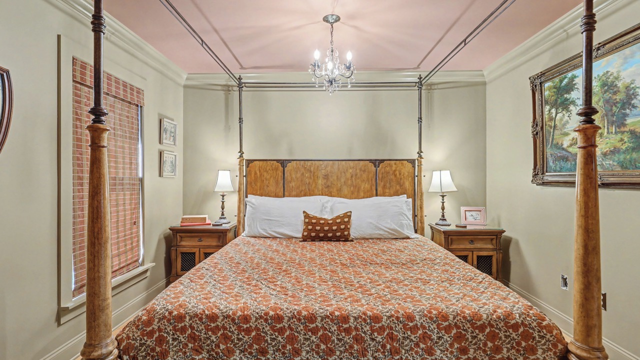 Photo of Bedroom in Clarkesville