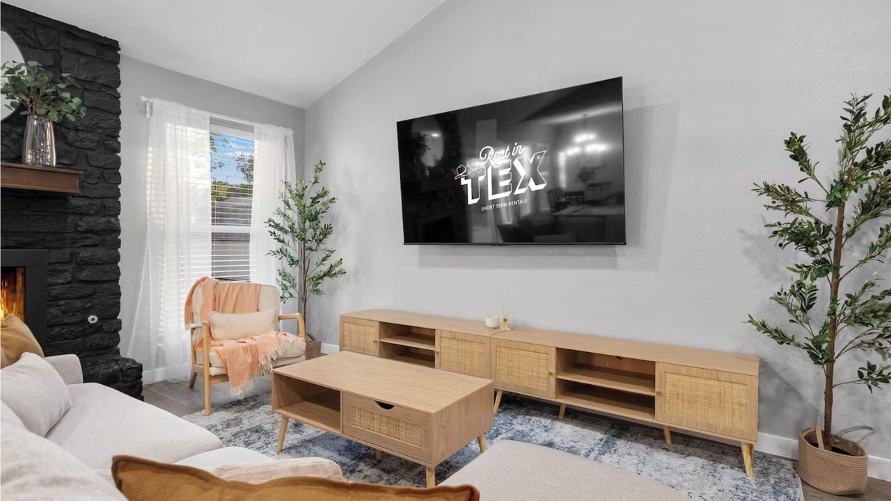 Photo of Livingroom in Brushy Creek