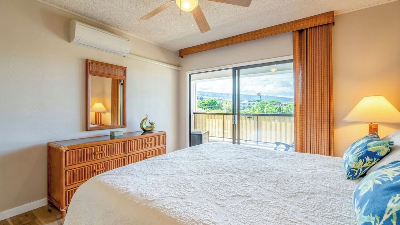 Photo of Bedroom in Historic Kailua Village
