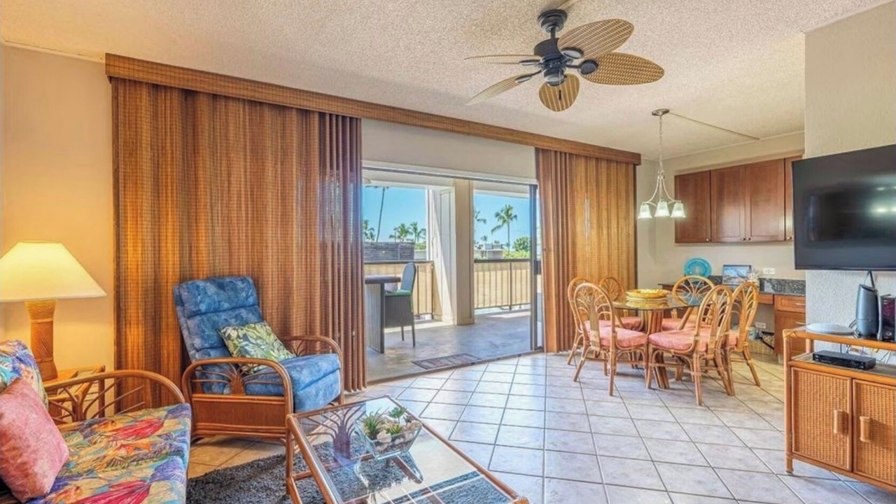 Photo of Livingroom in Historic Kailua Village