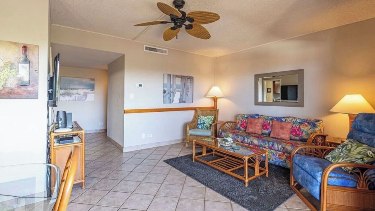 Photo of Livingroom in Historic Kailua Village
