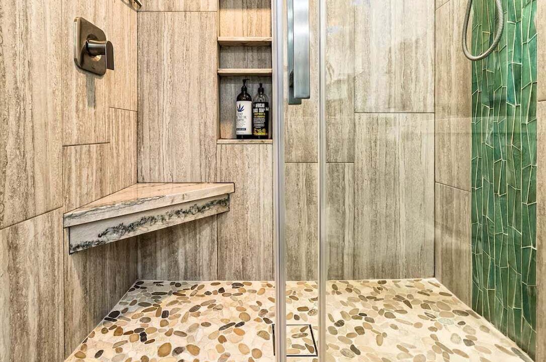 Photo of Bathroom in Historic Kailua Village