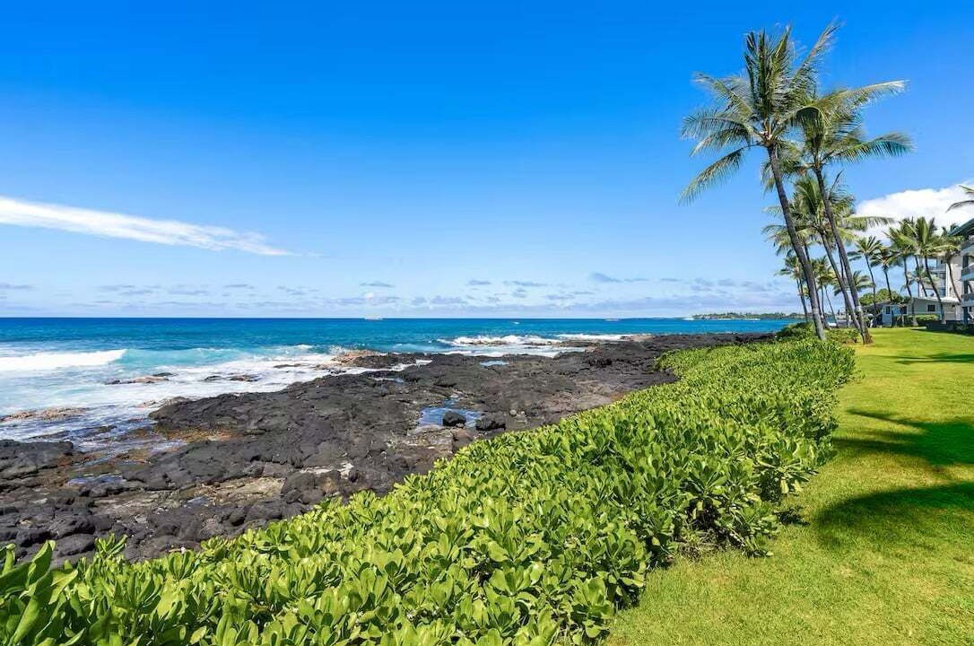 Photo of Others in Historic Kailua Village