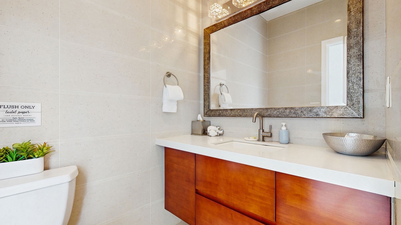 Photo of Bathroom in Makaha