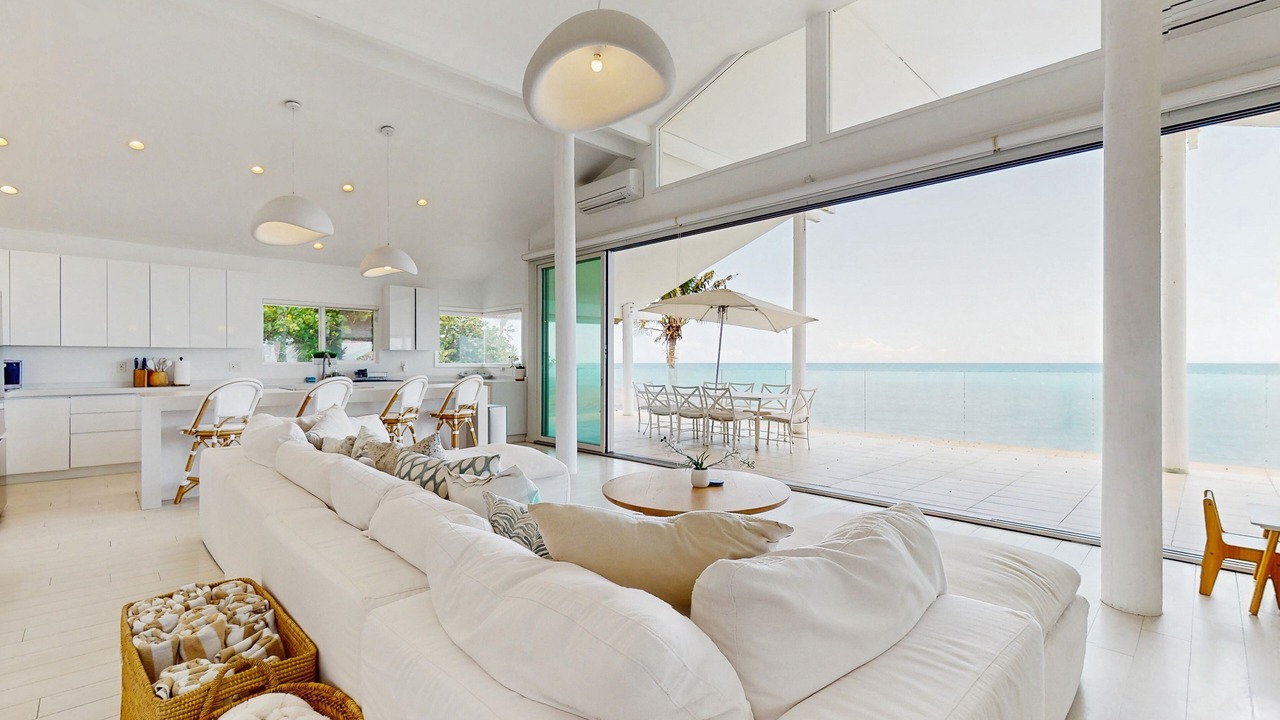 Photo of Livingroom in Makaha