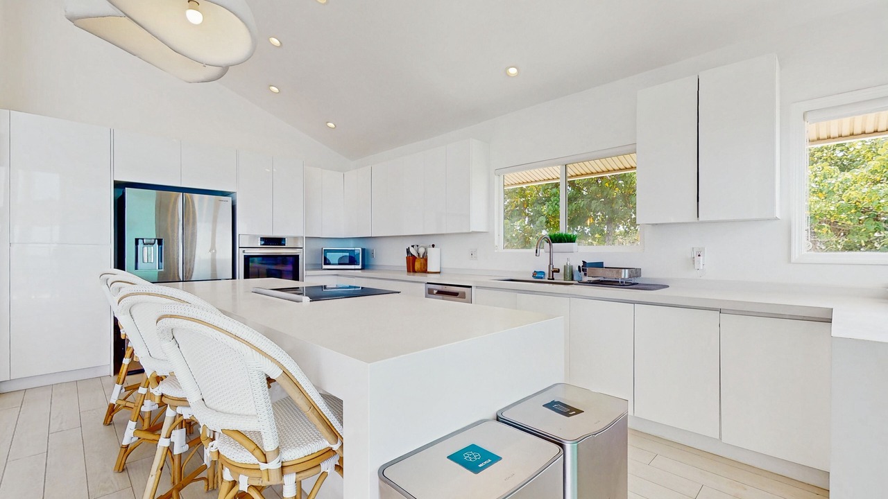 Photo of Kitchen in Makaha