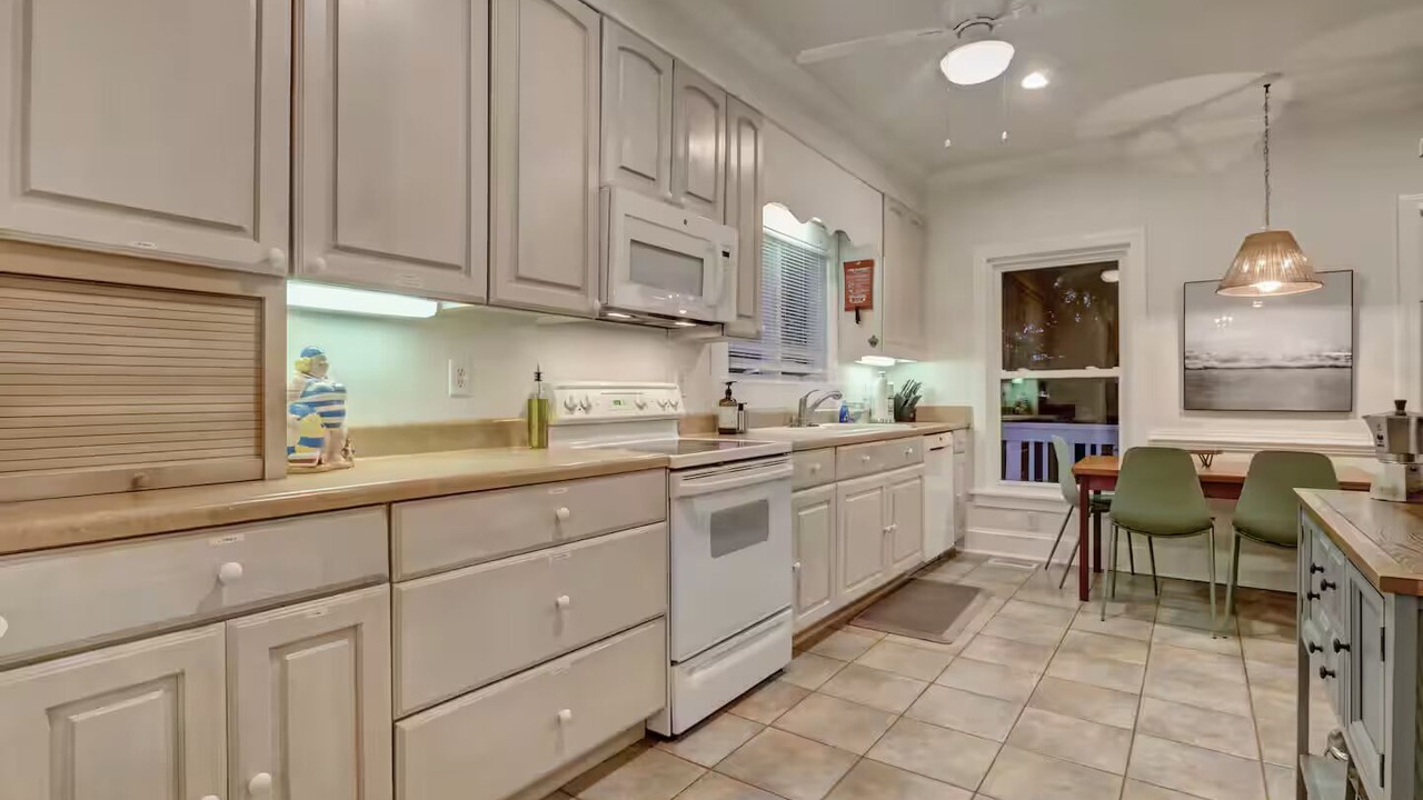 Photo of Kitchen in Ocean City Beach