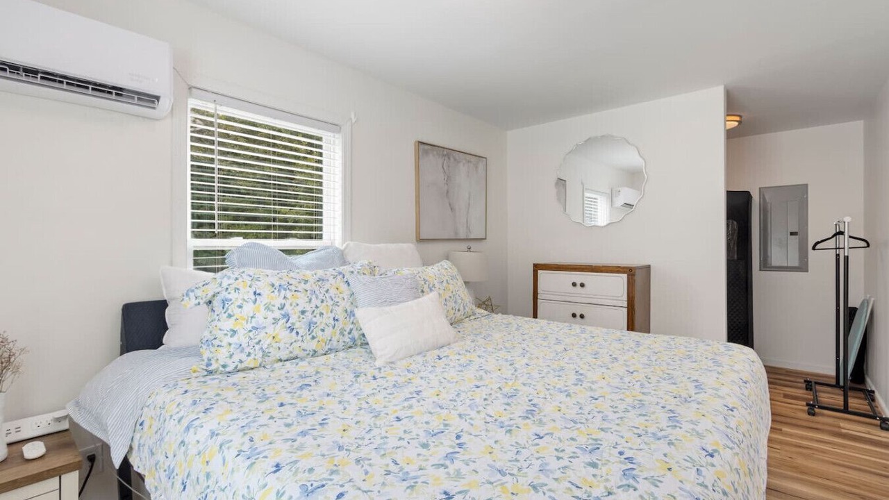Photo of Bedroom in Conestee