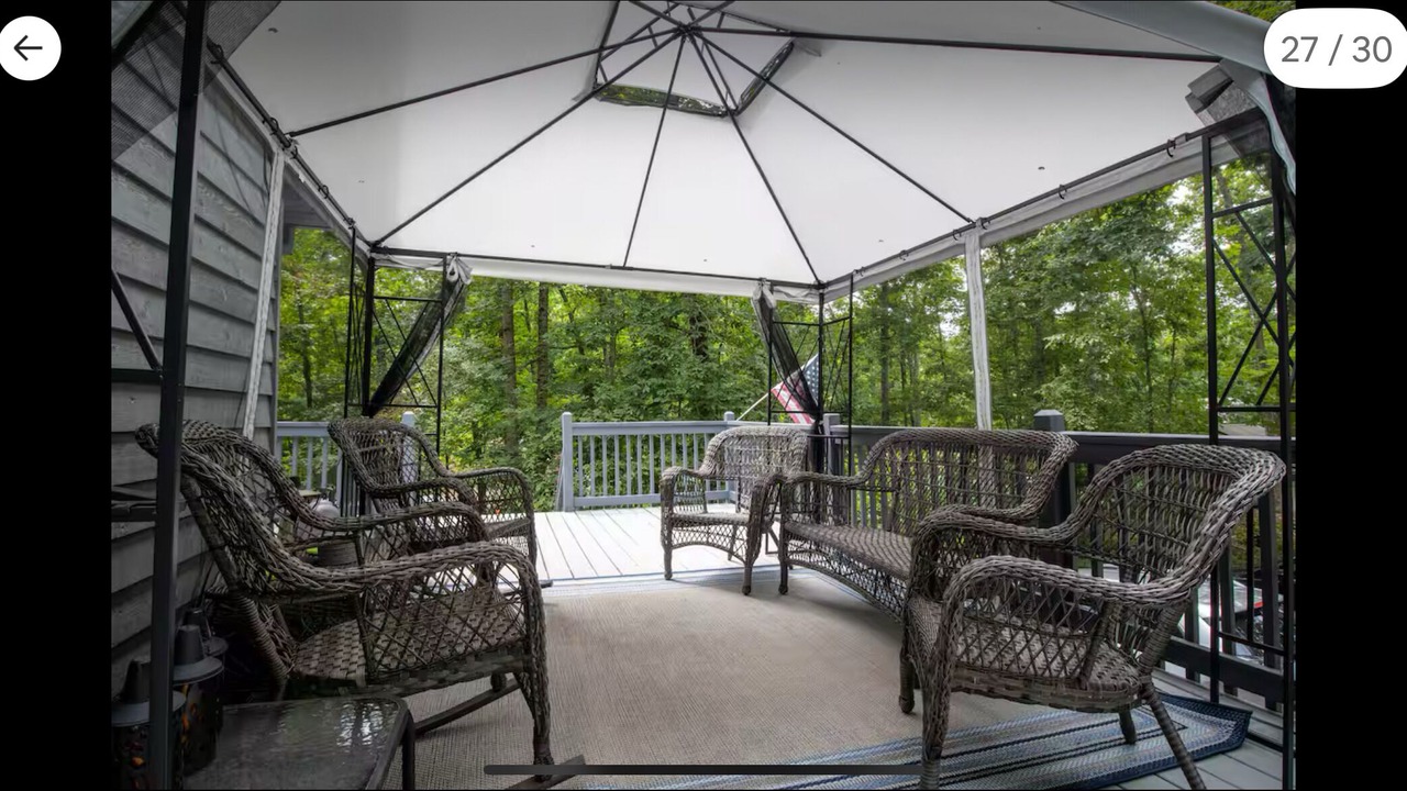 Photo of Patio Balcony in Seneca