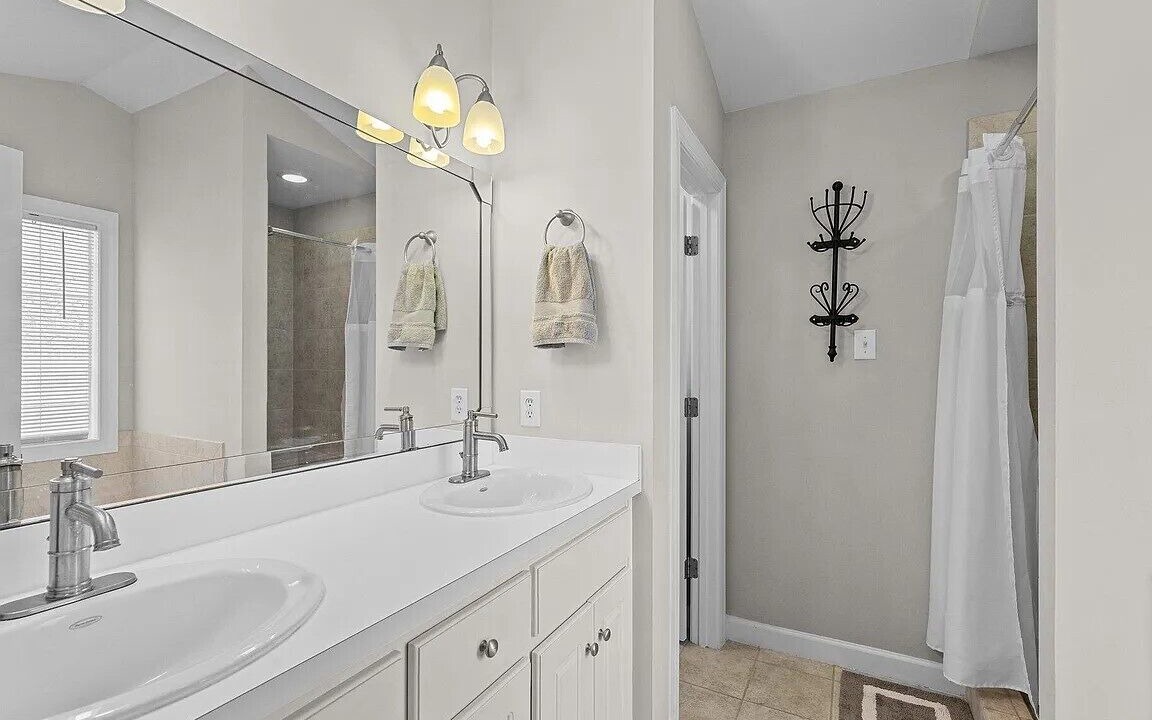 Photo of Bathroom in Winterville