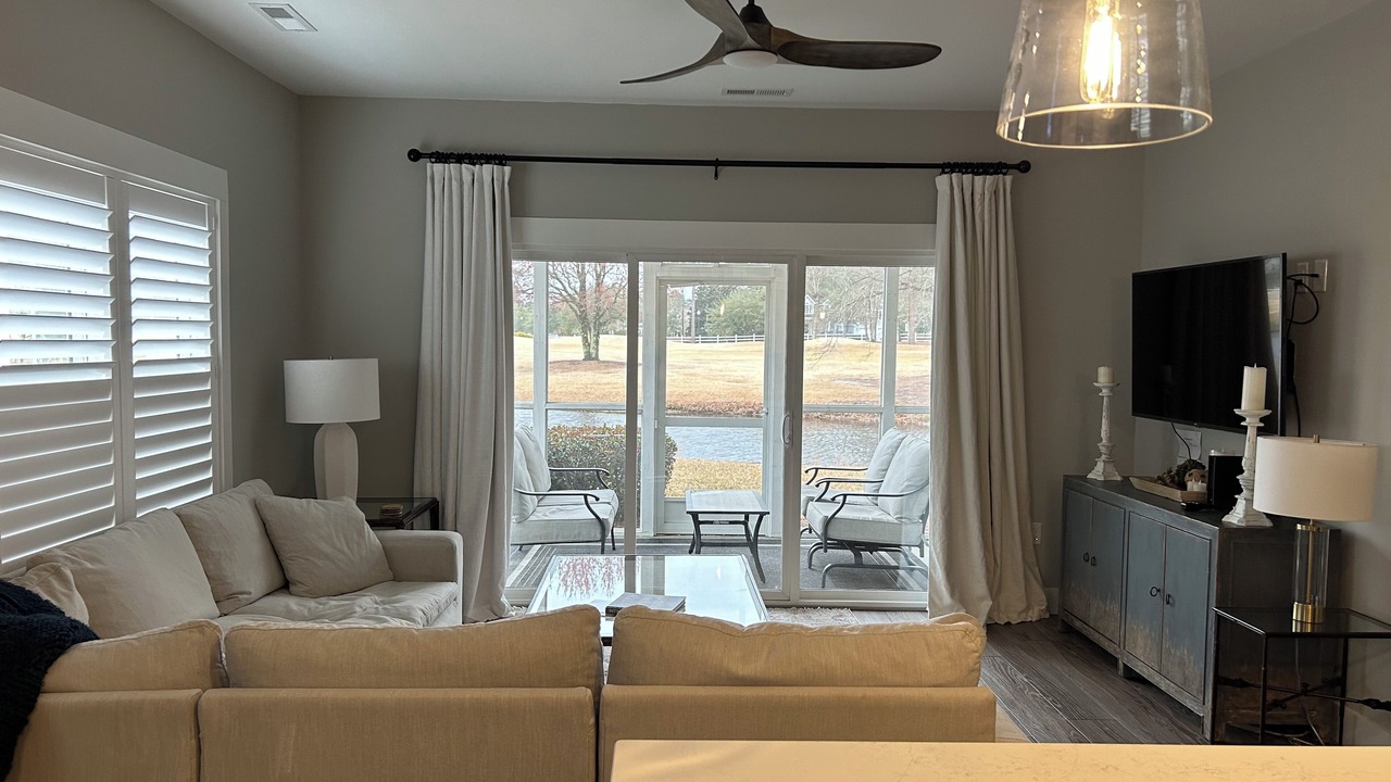 Photo of Livingroom in Leland