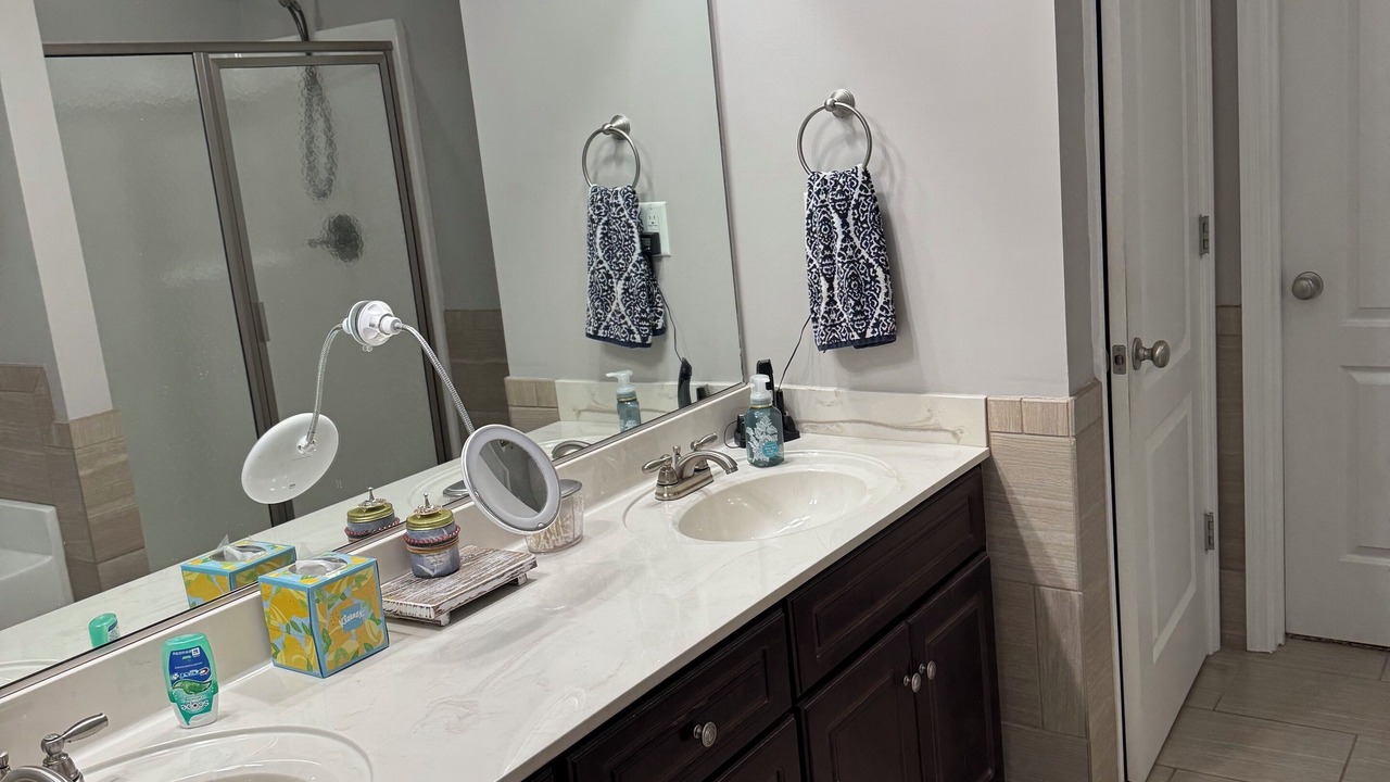 Photo of Bathroom in Graniteville