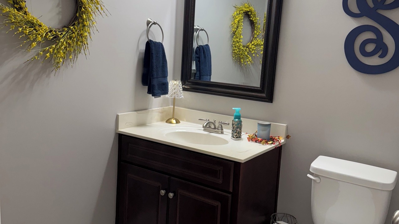 Photo of Bathroom in Graniteville