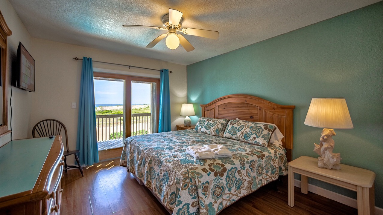 Photo of Bedroom in Rodanthe
