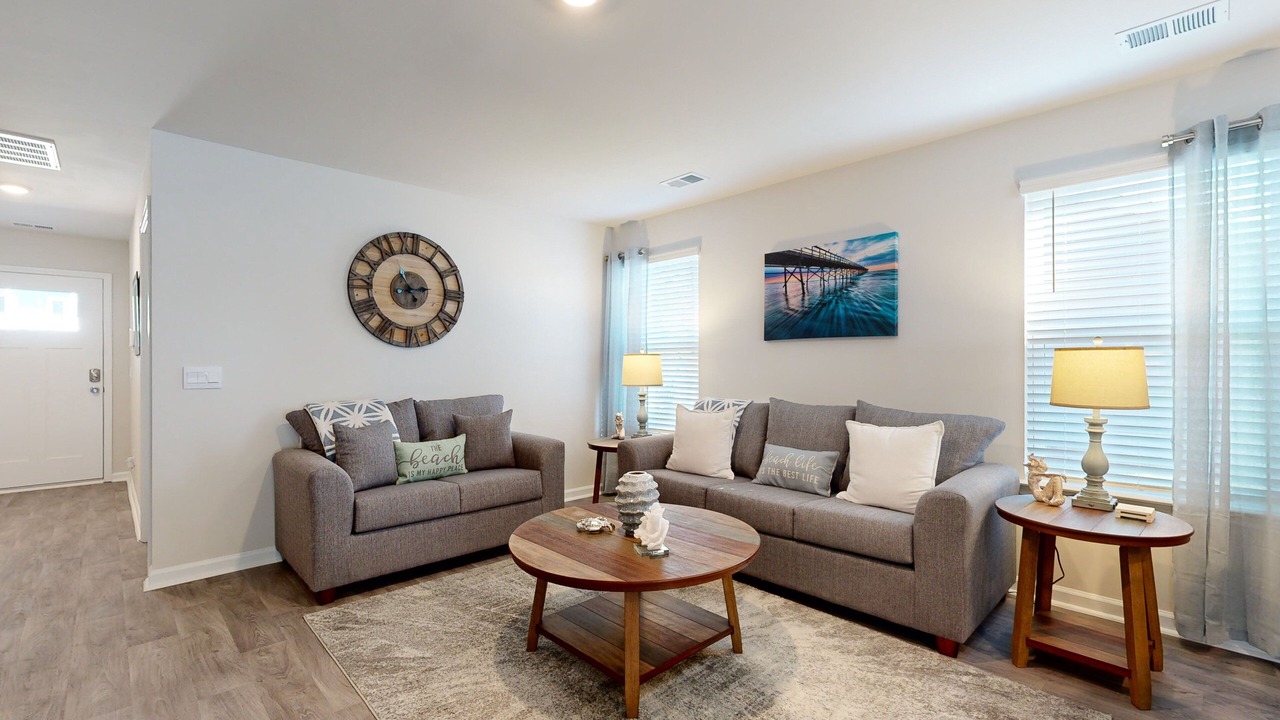 Photo of Livingroom in Ocean Isle Beach