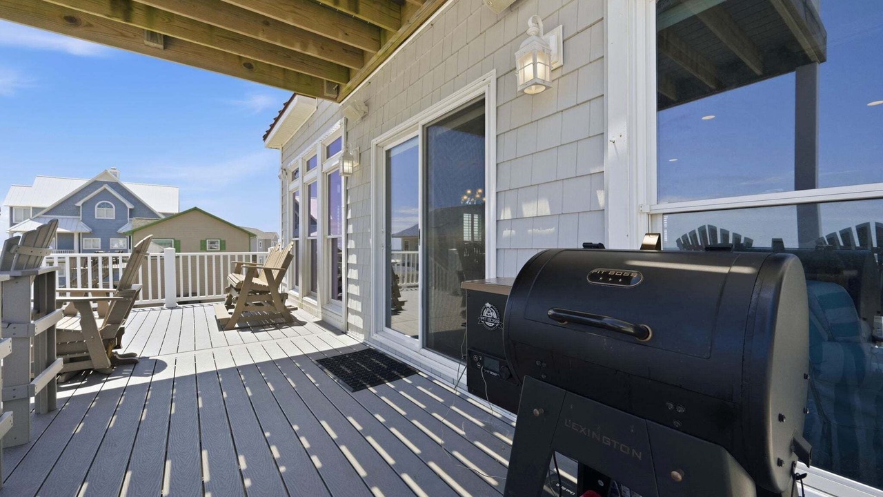 Photo of Patio Balcony in North Topsail Beach