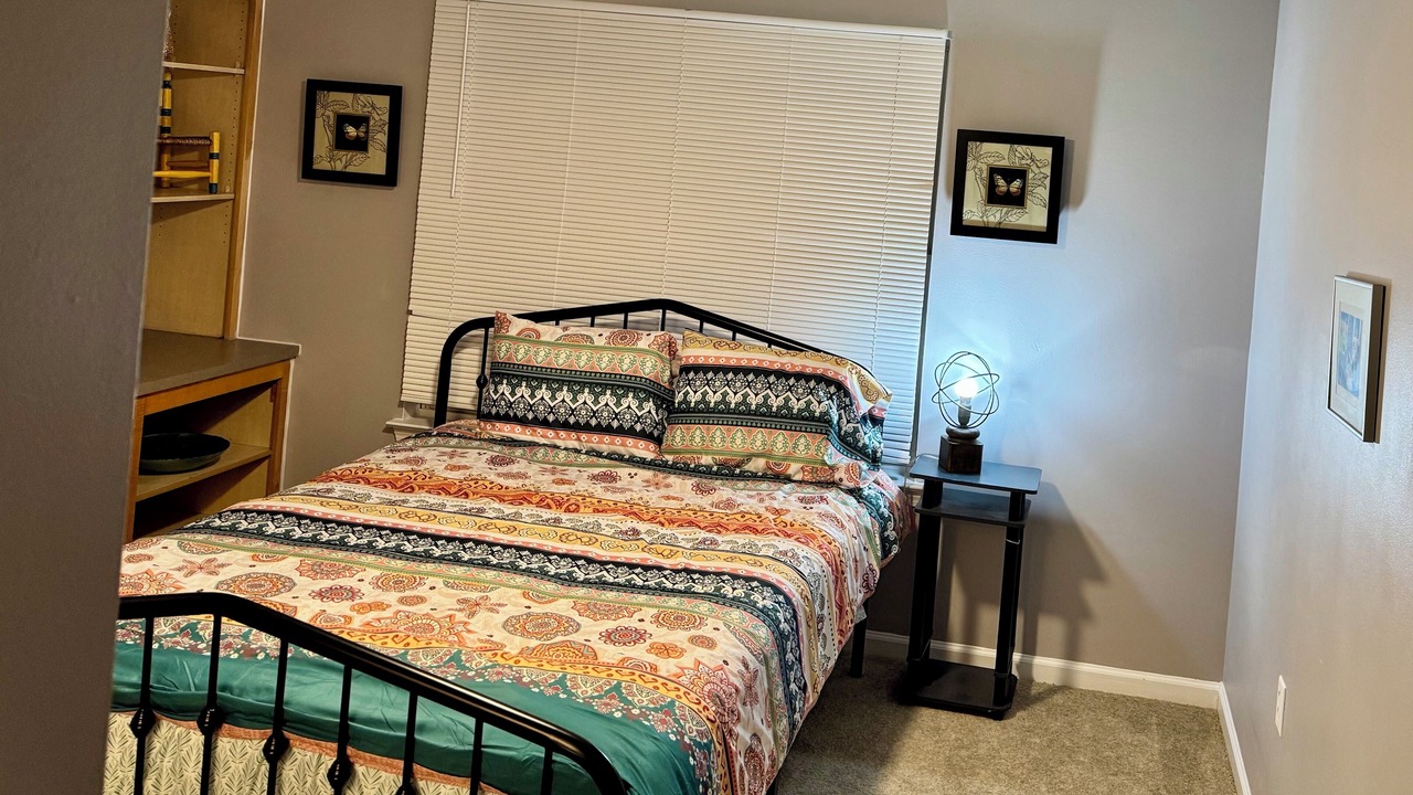 Photo of Bedroom in Keowee
