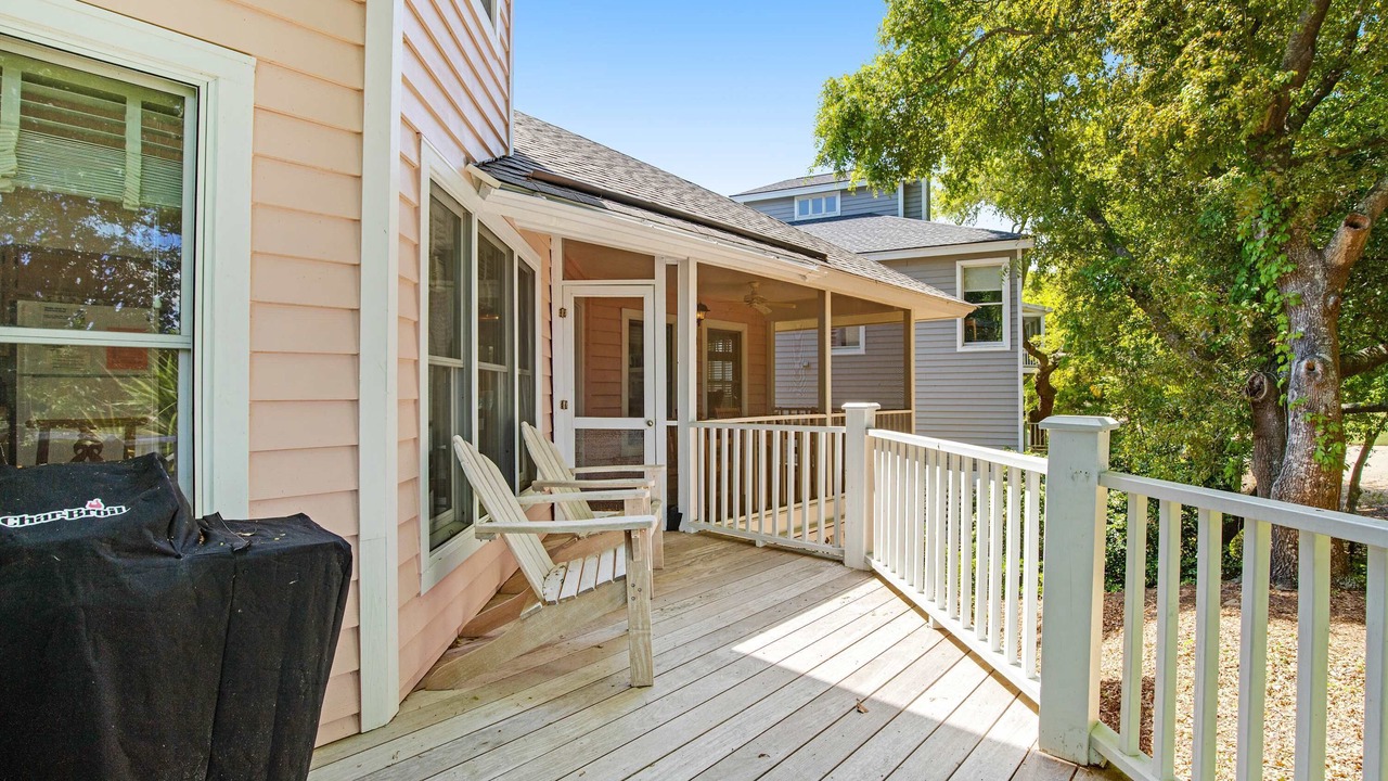 Photo of Patio Balcony in Pelican Bay