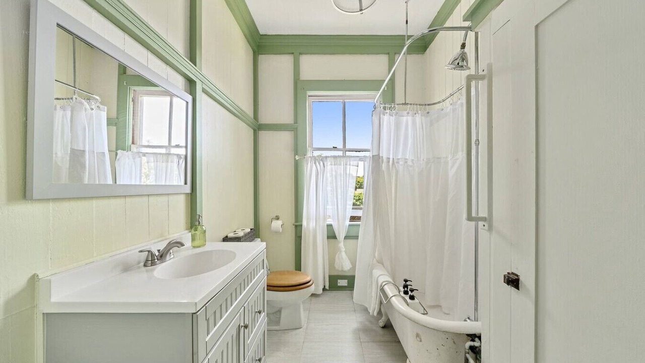 Photo of Bathroom in Makawao