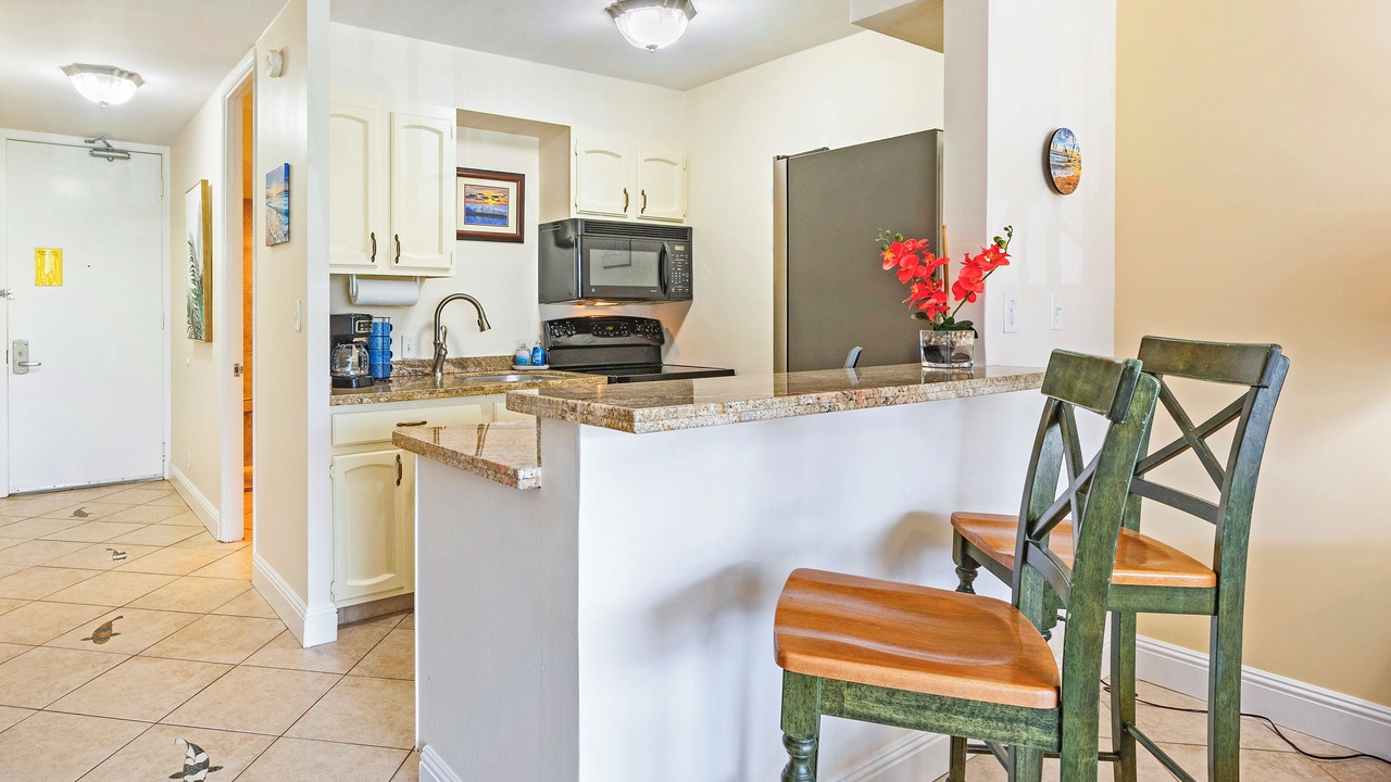 Photo of Kitchen in Historic Lahaina Front Street