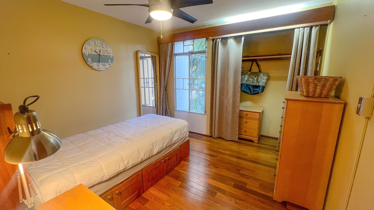 Photo of Bedroom in Downtown Honolulu
