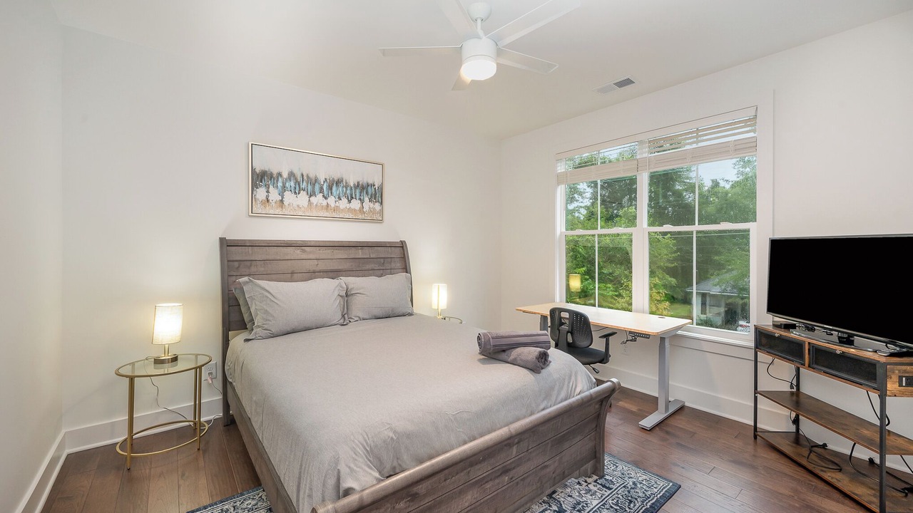 Photo of Bedroom in Enderly Park