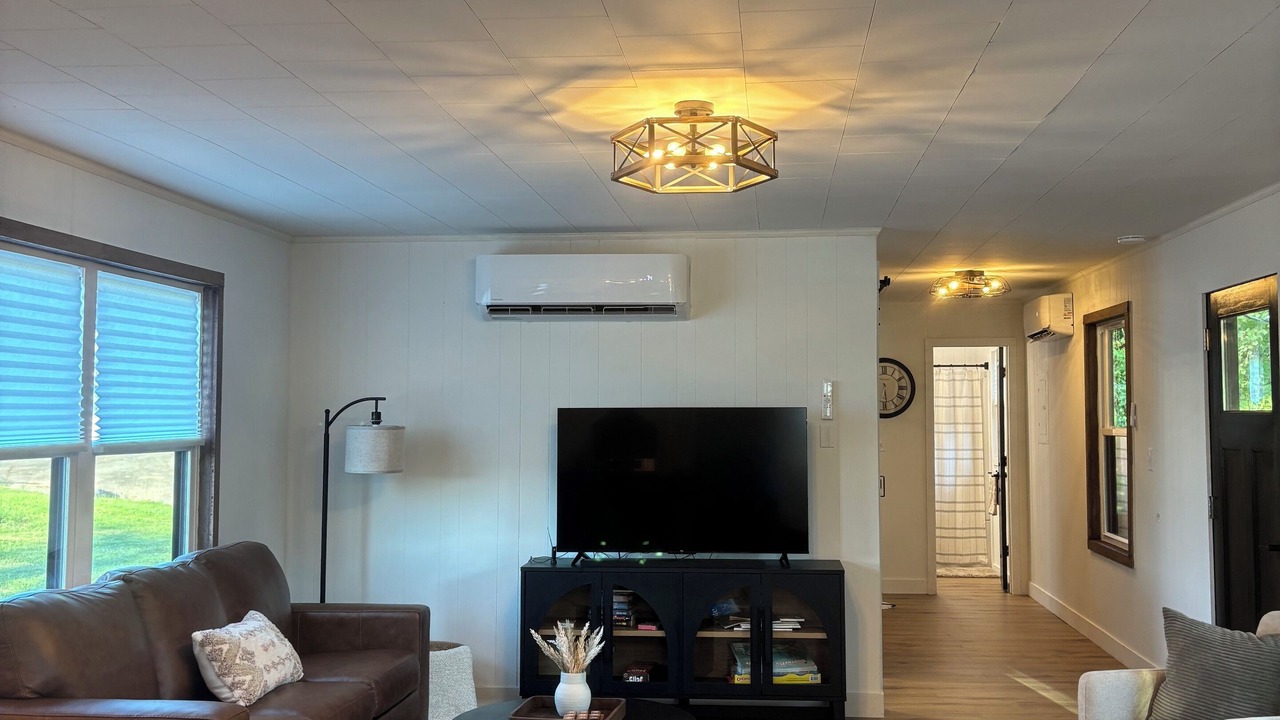 Photo of Livingroom in Lawndale