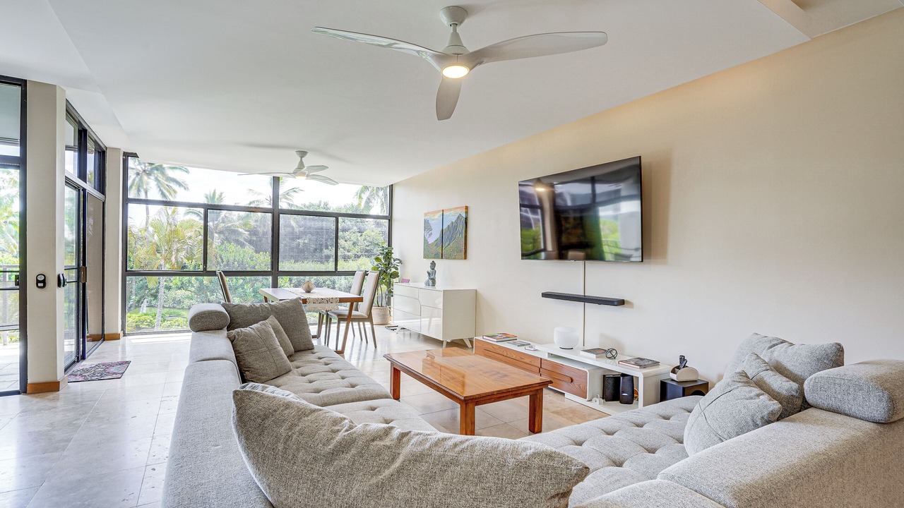 Photo of Livingroom in Enchanted Lake