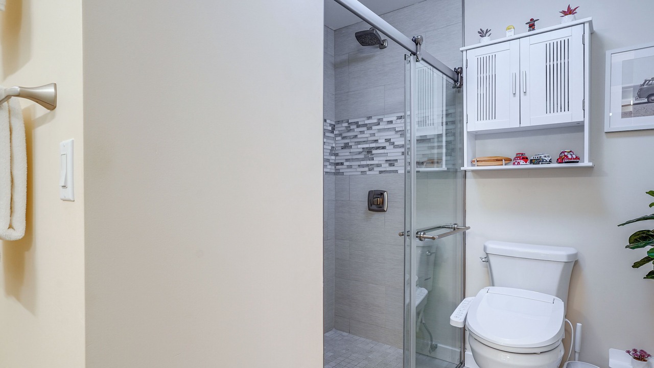 Photo of Bathroom in Enchanted Lake