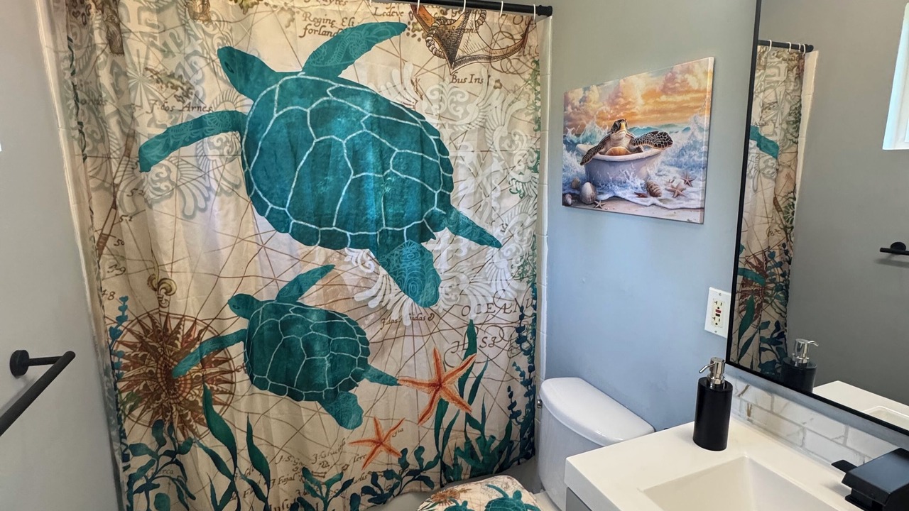 Photo of Bathroom in Nanawale Estates