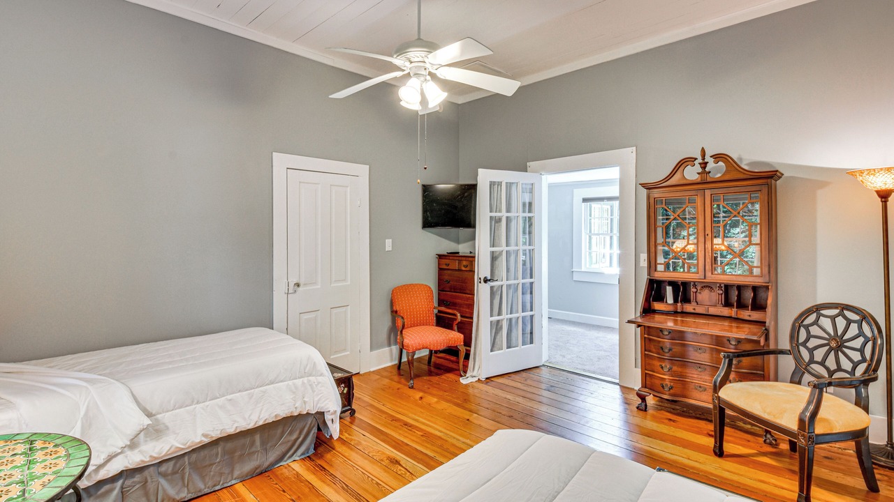 Photo of Bedroom in Demorest