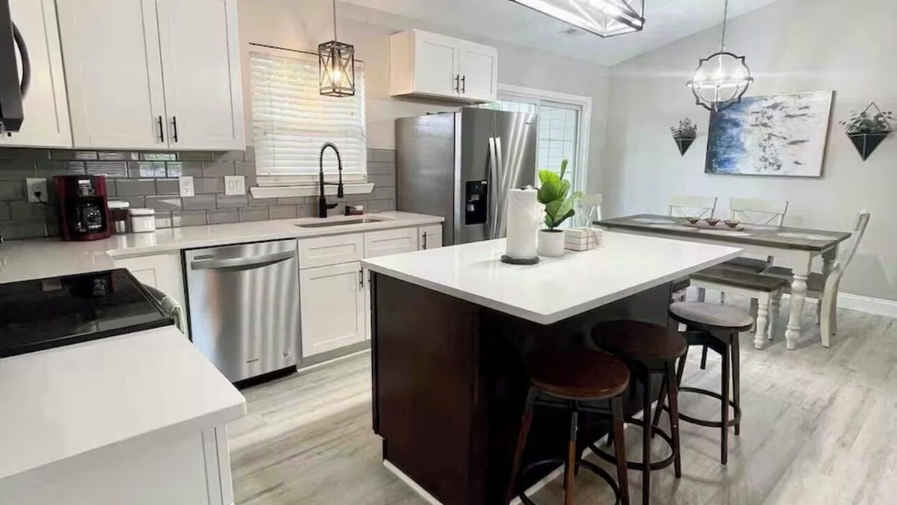 Photo of Kitchen in McCutcheon Field