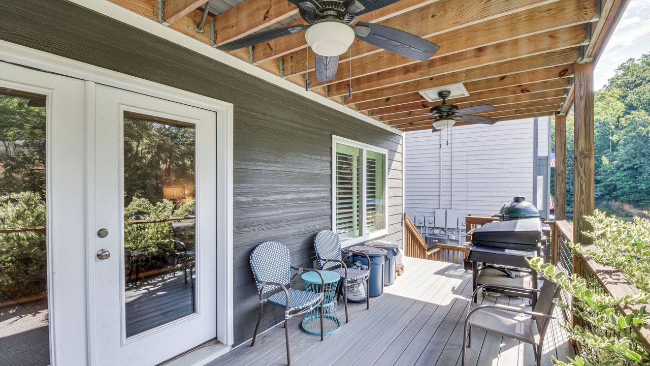 Photo of Patio Balcony in Seneca