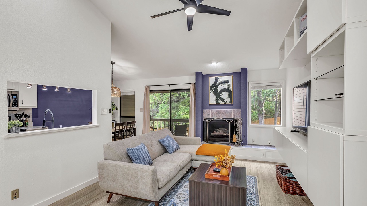 Photo of Livingroom in Waters Park
