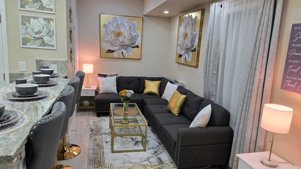 Photo of Livingroom in Dacula