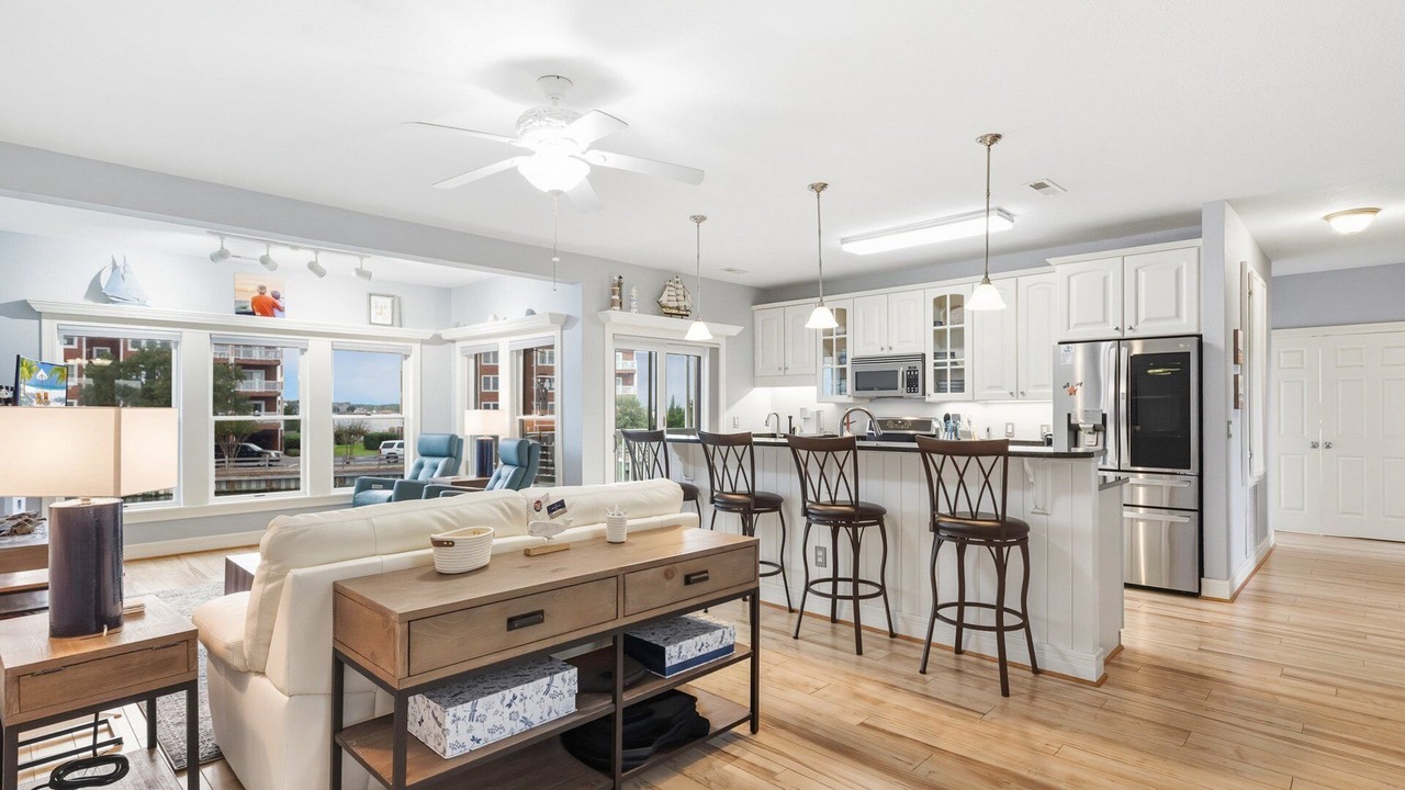 Photo of Bedroom in Manteo