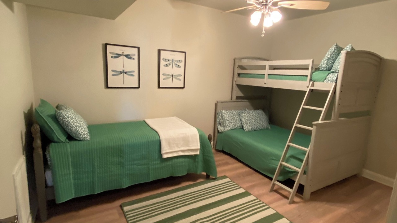 Photo of Bedroom in Reed Creek