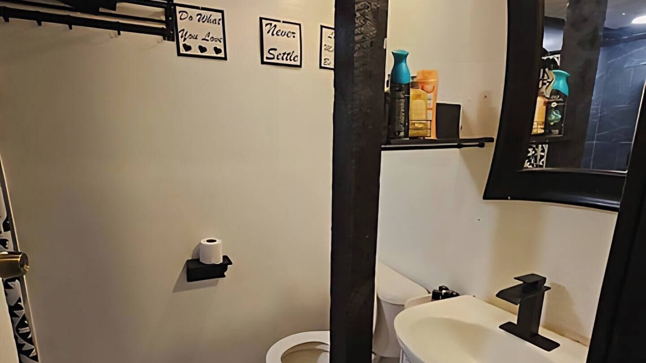 Photo of Bathroom in Dunean