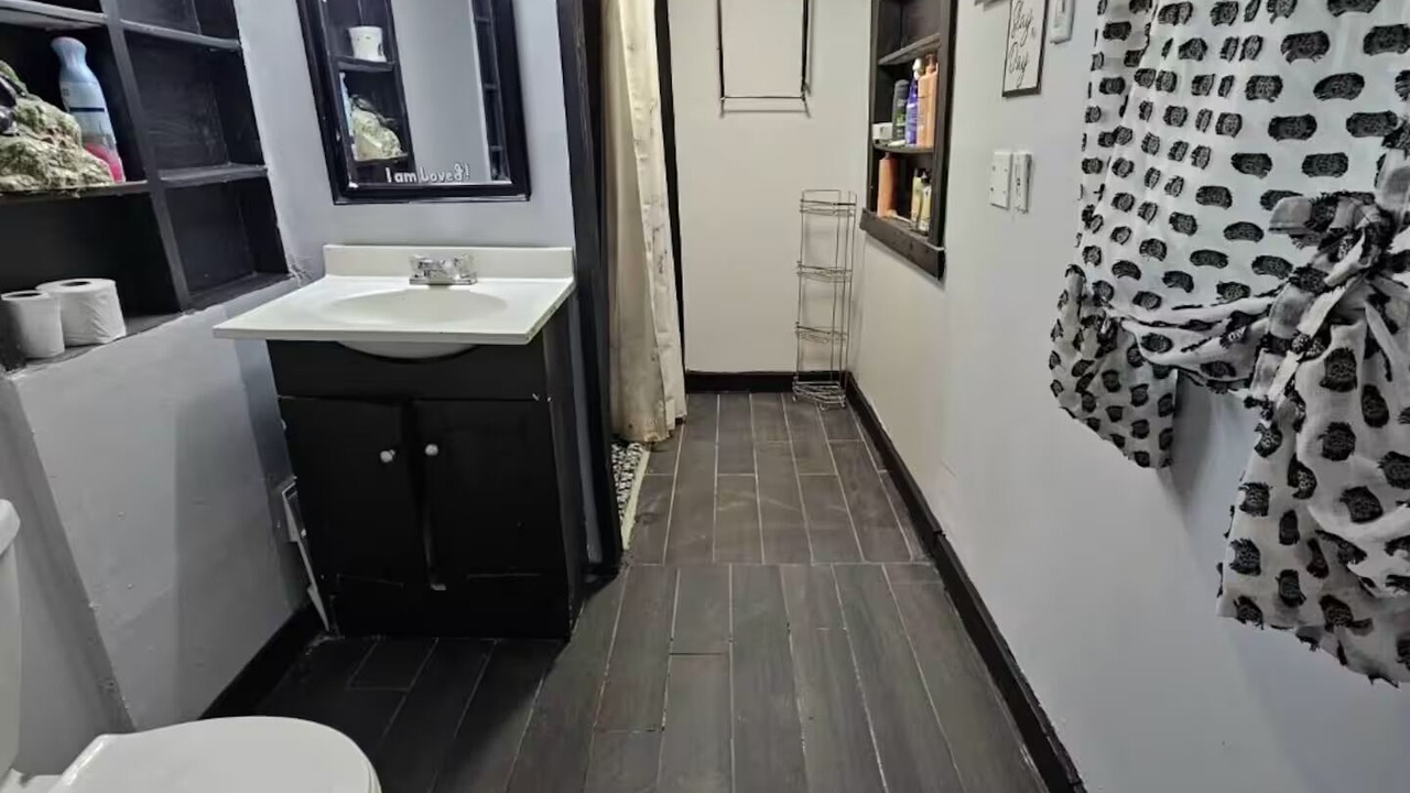 Photo of Bathroom in Dunean