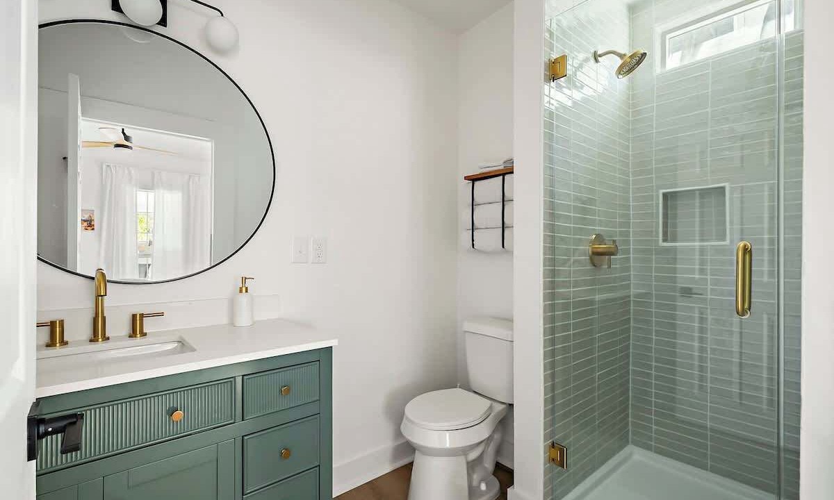 Photo of Bathroom in Chestnut