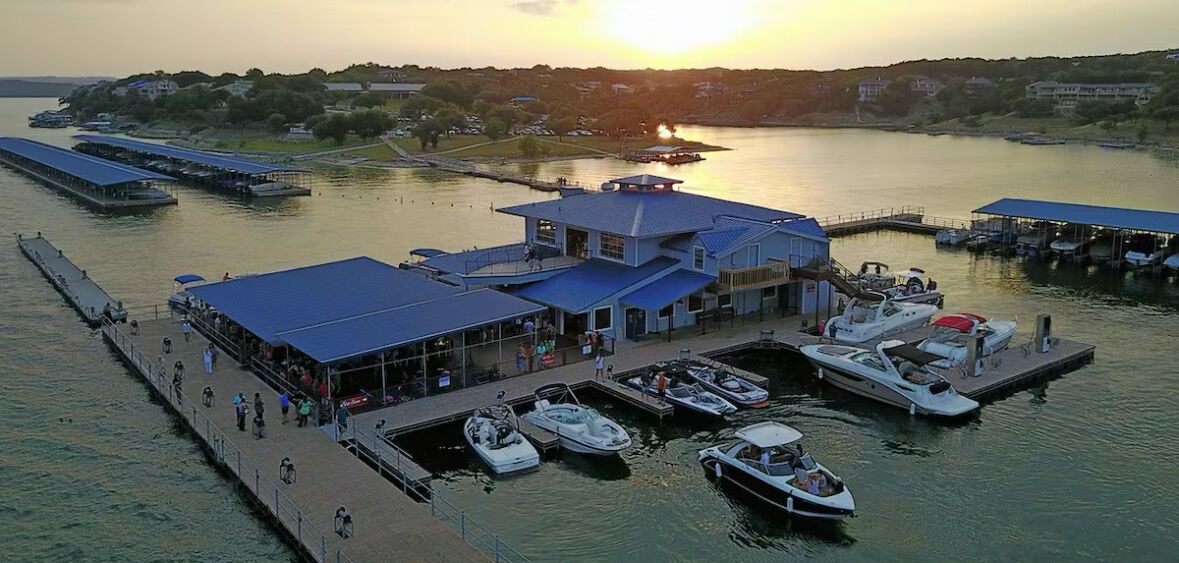 Photo of Others in Waterford On Lake Travis