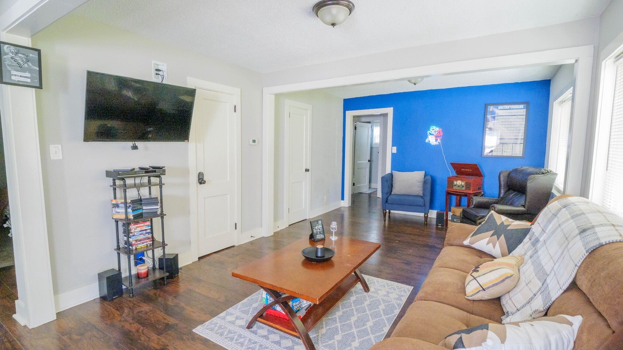 Photo of Livingroom in Durham
