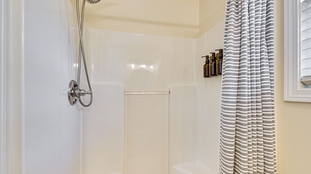 Photo of Bathroom in Townville