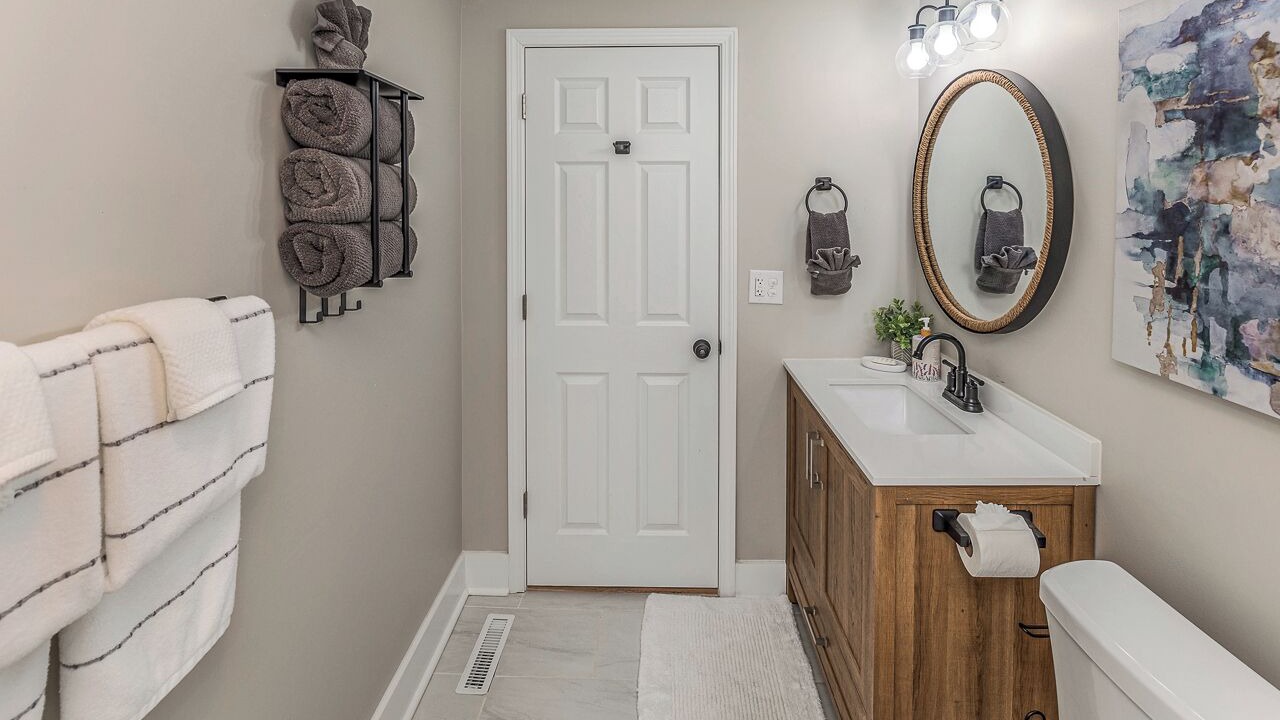 Photo of Bathroom in Dunean