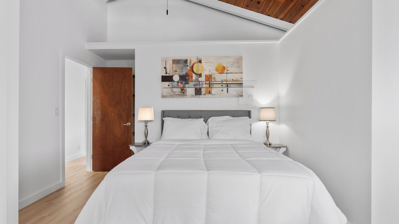 Photo of Bedroom in Kona Palisades