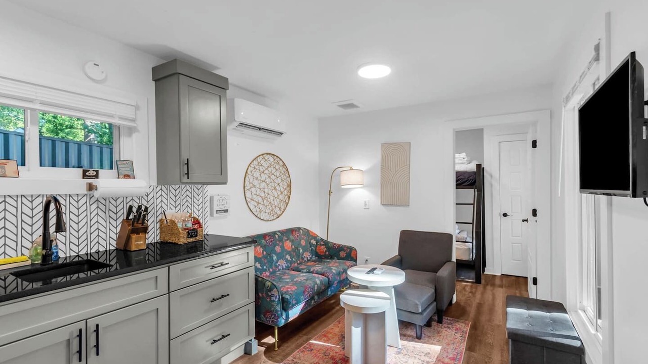 Photo of Livingroom in Greenville