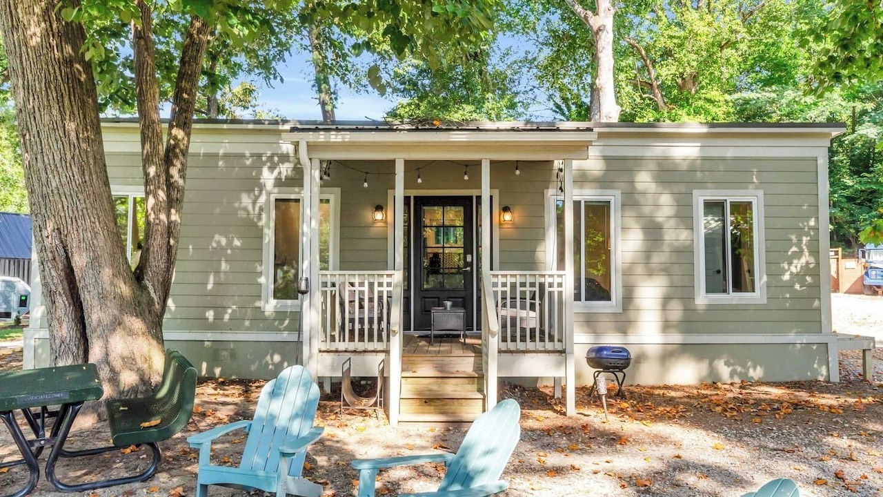 Photo of Outdoor in Greenville