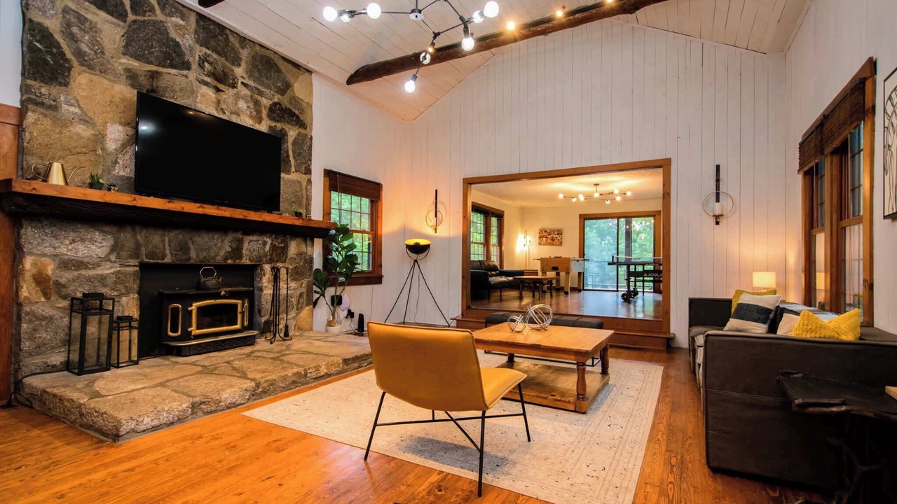 Photo of Livingroom in Hendersonville