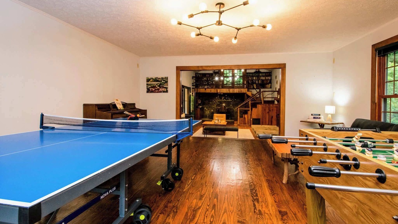 Photo of Bedroom in Hendersonville